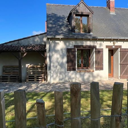 Maison idéalement située avec parking gratuit Ancenis Exterior foto